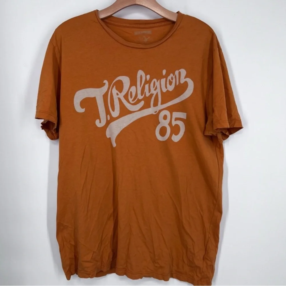 True Religion Orange T. Religion 85 Graphic Short Sleeve Tee Shirt